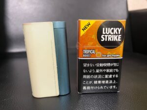 ラッキー・ストライク・トロピカル・ブースト・glo hyper用のパッケージ（レビュー撮影時）