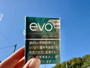 エボ・コールド・メンソール・プルーム用のパッケージ写真